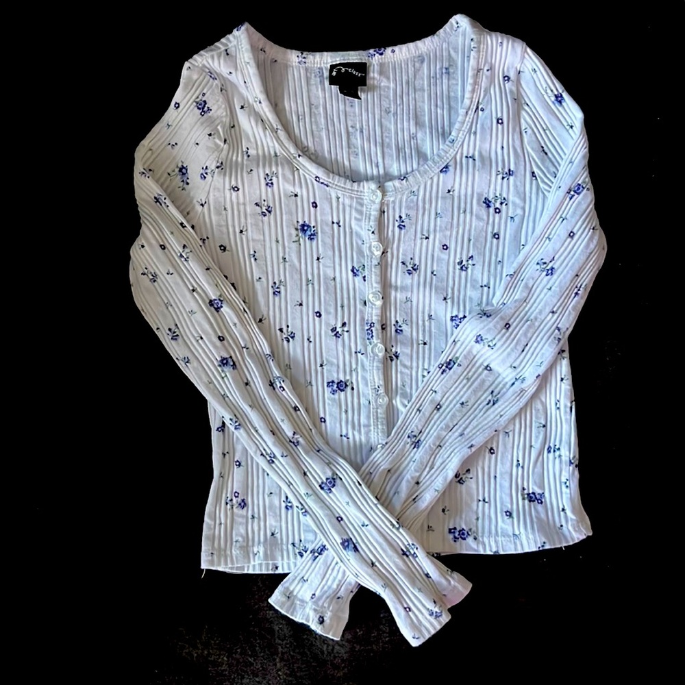 Long sleeve shirt